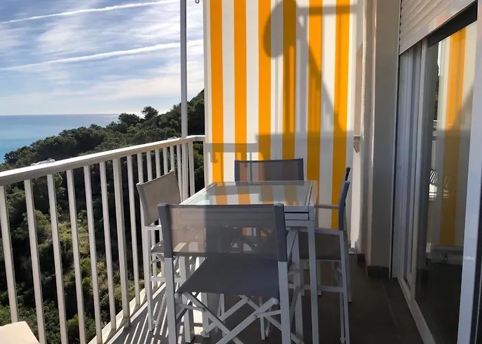 Flat With Sea Views In Calpe Calpe